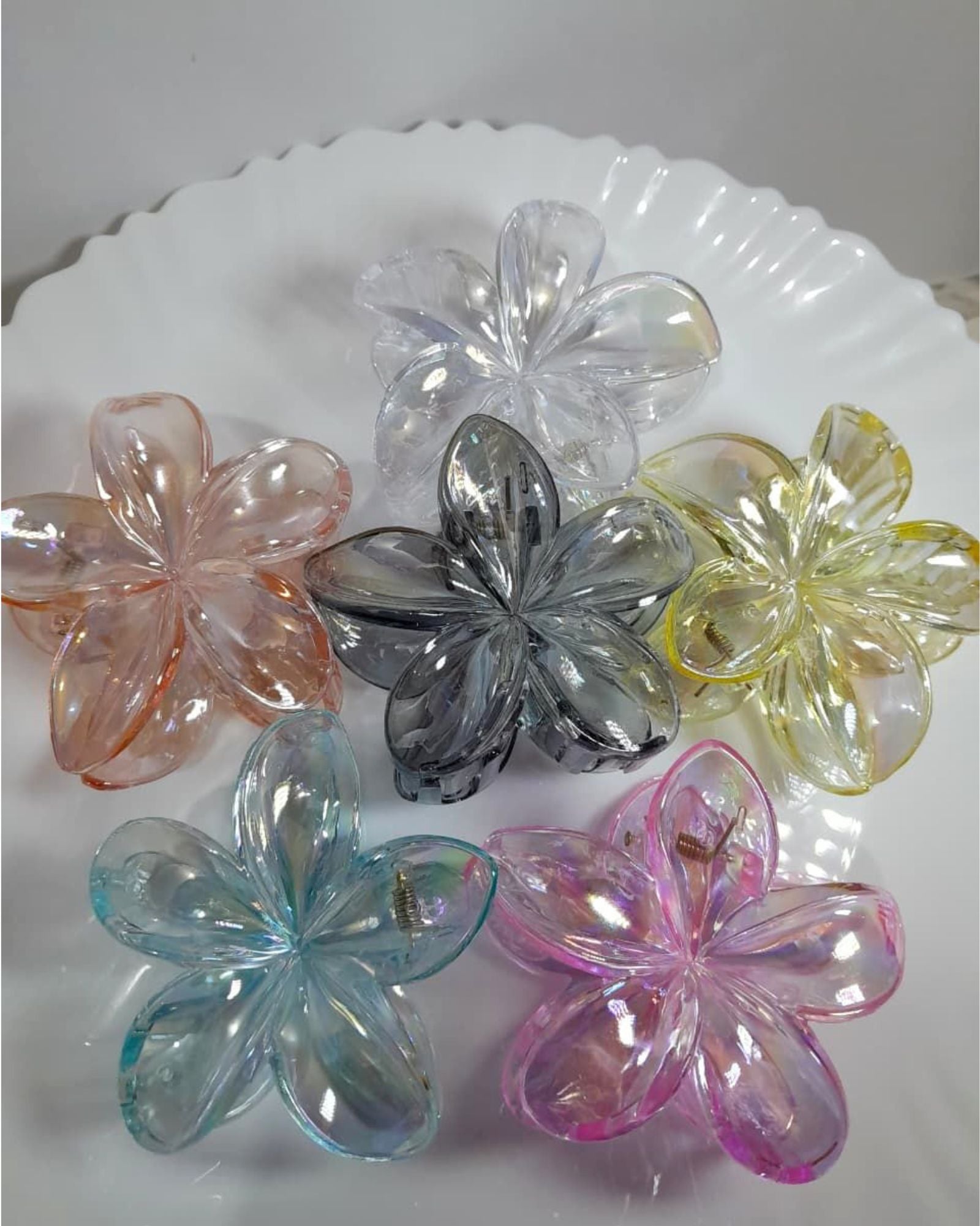 Large Transparent Flower Claw Clip