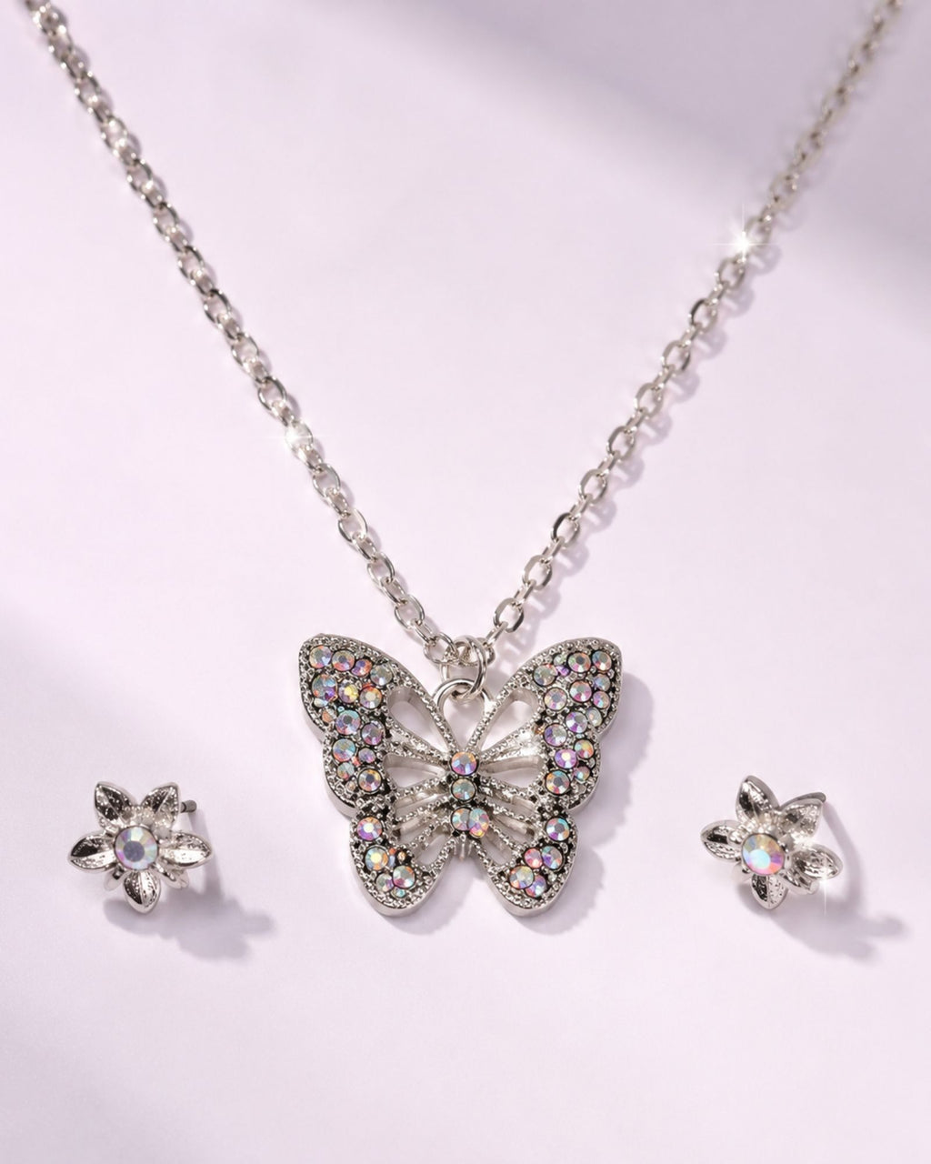 Charm necklace set