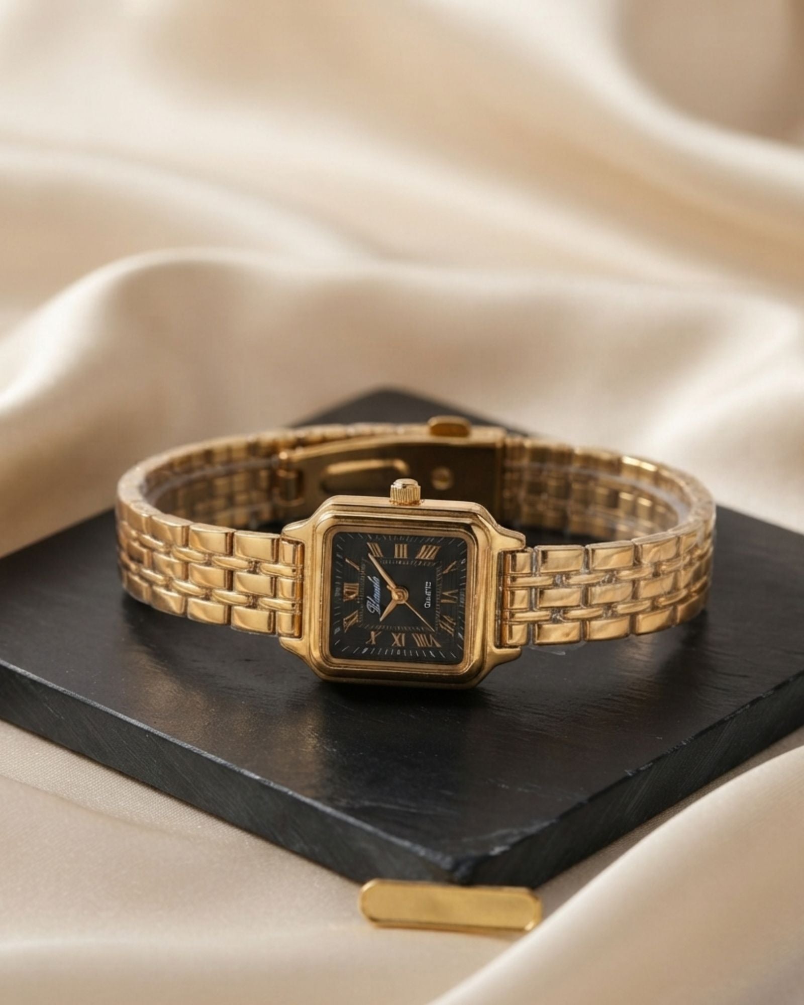 Stainless Square Dial Gold Watch (woman)